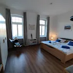アパート Butterburg Ukena - Ein Traum Fuer 8 Personen Mit Balkon