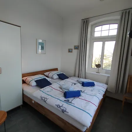 Apartmán Butterburg Ukena - Ein Traum Fuer 8 Personen Mit Balkon