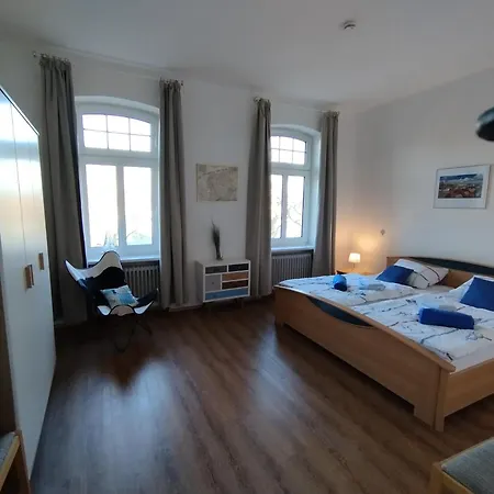 Apartmán Butterburg Ukena - Ein Traum Fuer 8 Personen Mit Balkon