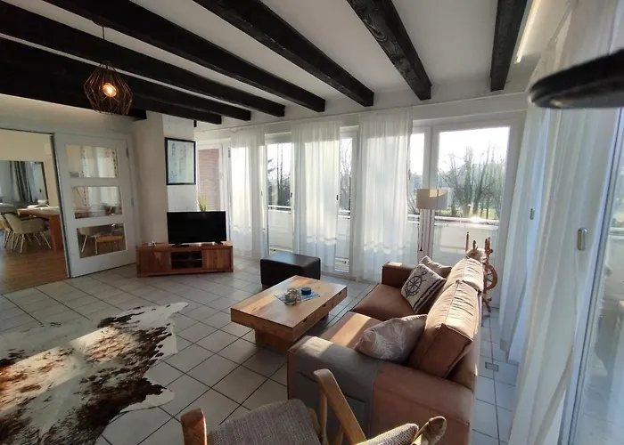 Butterburg Ukena - Ein Traum Fuer 8 Personen Mit Balkon *