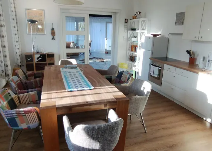 Butterburg Ukena - Ein Traum Fuer 8 Personen Mit Balkon *