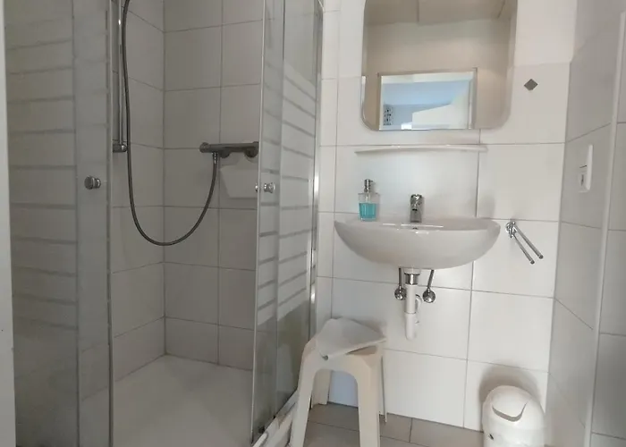 Butterburg Ukena - Ein Traum Fuer 8 Personen Mit Balkon Lägenhet *