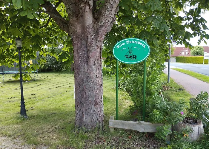 Butterburg Ukena - Ein Traum Fuer 8 Personen Mit Balkon *